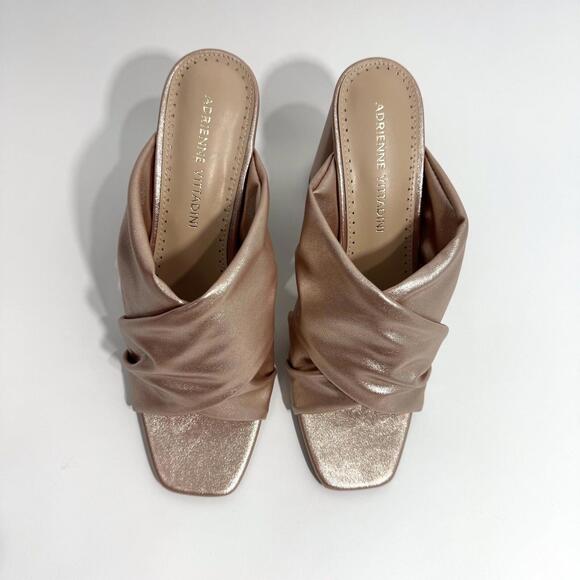 Adrienne Vittadini Women’s Size 8 Champagne Metallic Genie Crossover Sandals - Picture 6 of 10
